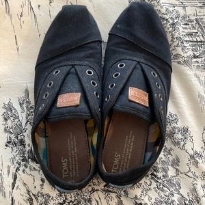 Black Toms Faux Lace Up Slip On Flats